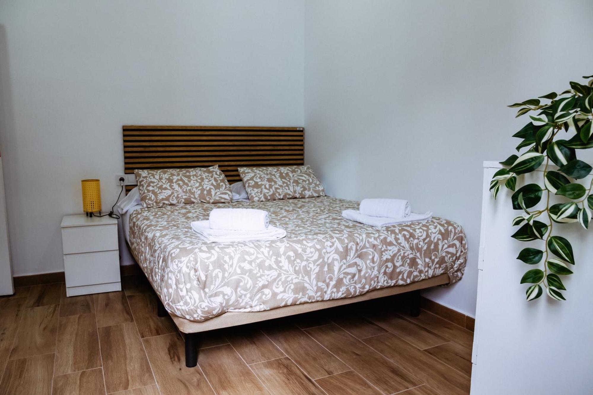 Triana Riverside Guesthouse Sevilla Exterior foto